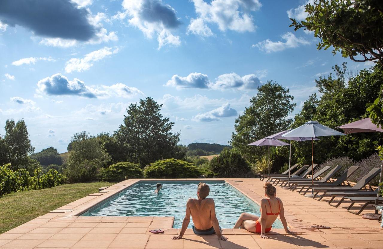 Au Mas Des Calmettes Bed and Breakfast Parisot  Exterior foto