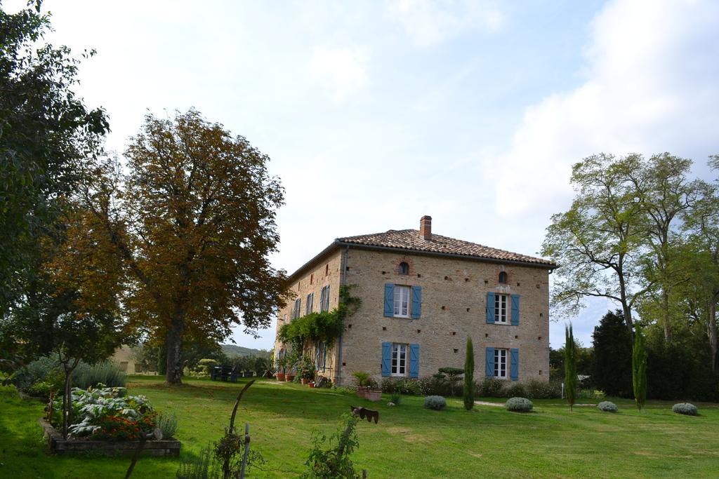 Au Mas Des Calmettes Bed and Breakfast Parisot  Exterior foto