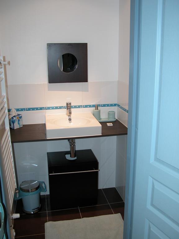 Au Mas Des Calmettes Bed and Breakfast Parisot  Habitación foto